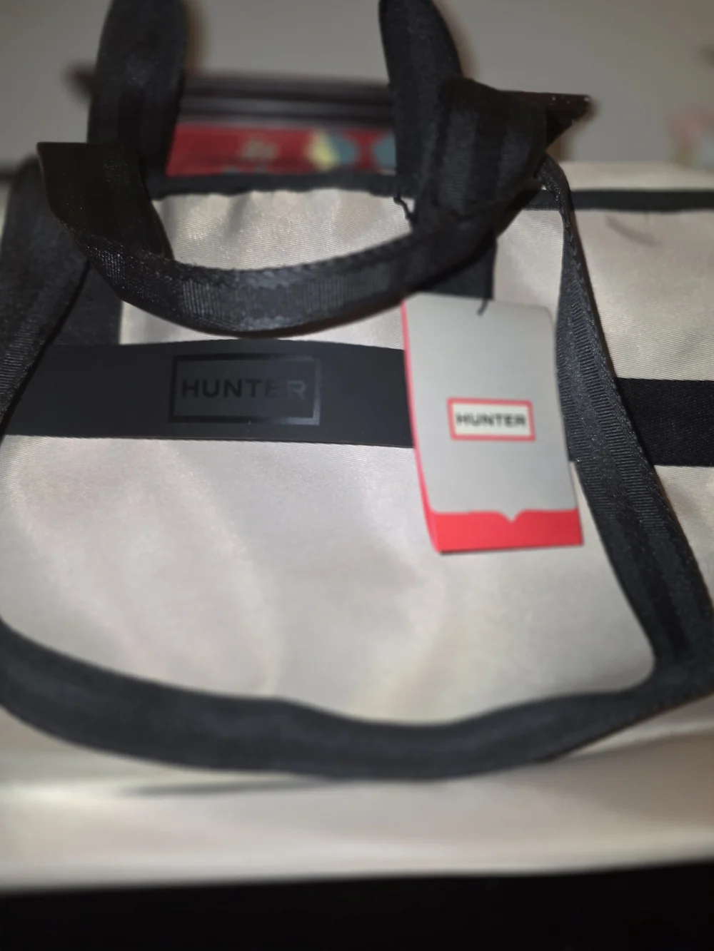 Hunter Beige and Black Tote Bag - Hunter Nwt